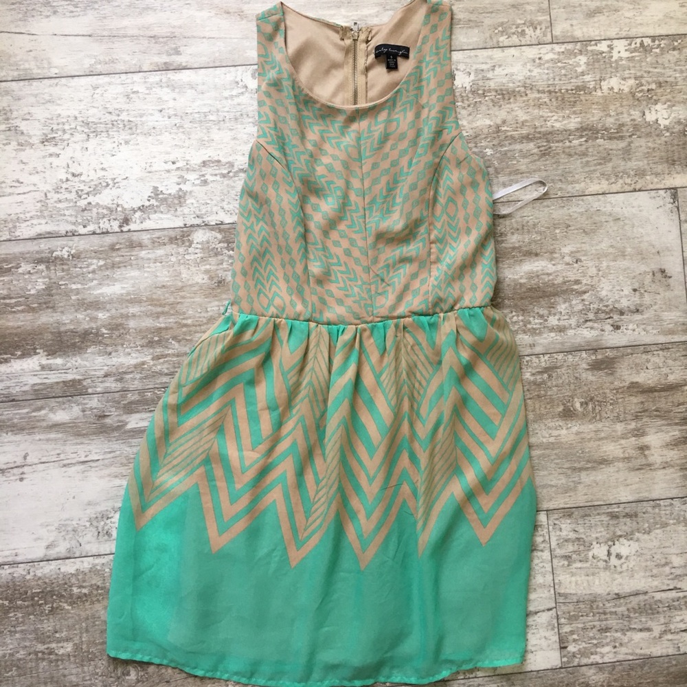 Juniors dress